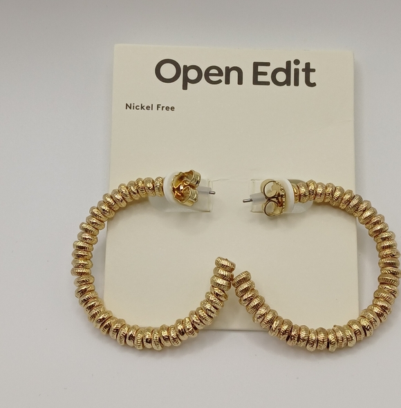 Open Edit Textured Gold Tone Hoop Earrings - Picture 3 of 6